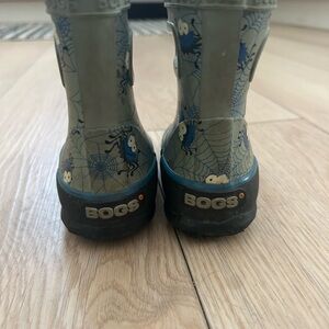 Bogs Kids Blue Spider Web Boots